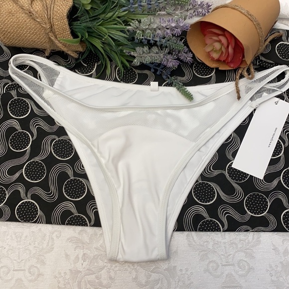 NEW TJ Swim - Bikini Bottoms - Pagie Style - Picture 4 of 11